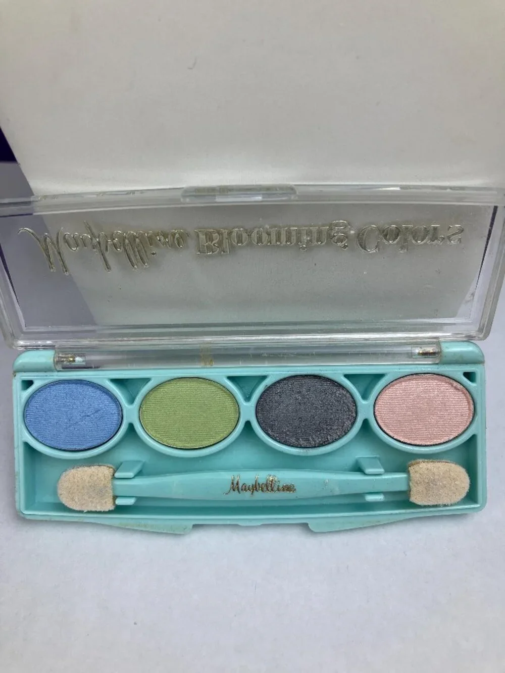 Makeup research NEW vintage 60s maybelline eyeshadow quad blooming colors